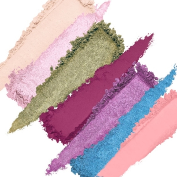 TOO FACED Pinker Times Ahead Eyeshadow Palette - Picture 5 of 13